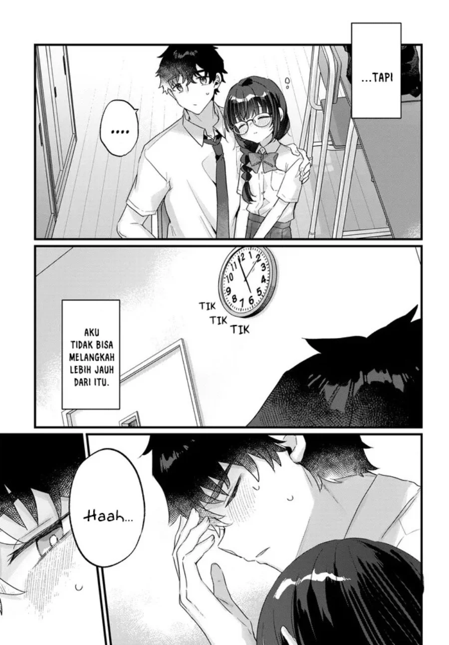 Chiisakute Kawaii Bungeibu no Chiteki na Senpai o, Hiza no Ue ni Nosetara Mainichi Suwattekuru you ni natta Chapter 4.2 Gambar 7